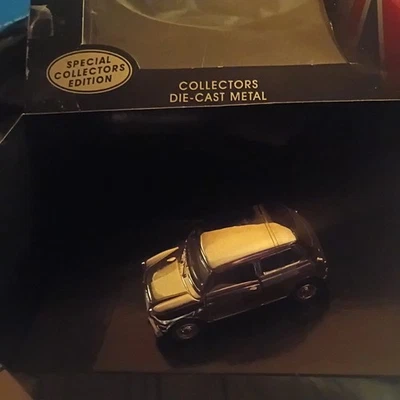 Mini Cooper fundido a presión para coleccionistas de la estación de servicio del aeropuerto de Heathrow 1:64 nuevo en caja Foto 1 de 4