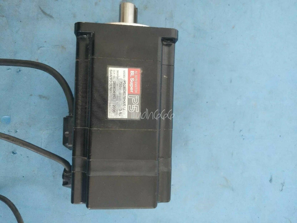 1PCS SANYO DENKI servo motor P50B08075HXS1J Used Tested - Image 1 of 1