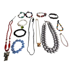 Jewelry Lot Assorted Costume Jewelery - 13 Pieces - Picture 1 of 8