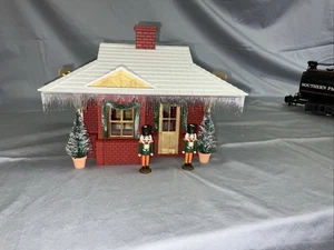Piko G Scale 62265 North Pole Station Built-Up Building (G-Scale) - Picture 1 of 3