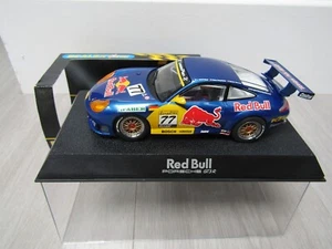 SCALEXTRIC C2275 Porsche 911 GT3R "RED BULL" No.77 (VERY LITTLE USE) - Picture 1 of 6