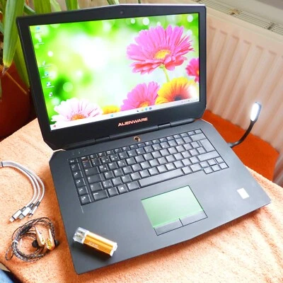 Alienware 15 R2 l 15 Zoll FULLHD l Geforce Gaming GTX 970 6GB l Windows 11 SSD - Bild 1 von 4