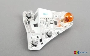 BMW NEW GENUINE 3 E93 06-10 RIGHT O/S REAR OUTER TAILIGHT BULB SOCKET 7178384 - Picture 1 of 3