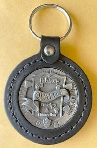 Gibson 1894 Yesterday Today Tomorrow Leather Key Ring (Vintage New Old Stock) - Picture 1 of 2