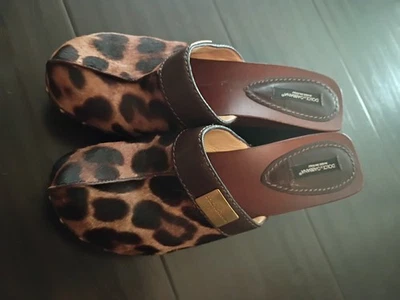 Novo na caixa! Tamancos de pônei marrom pele de leopardo Dolce Gabbana tamanho 36,5 • - Imagem 1 de 4