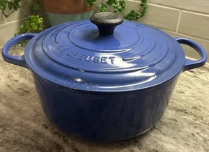 🔥RARO Forno Olandese in Ghisa Blu Cobalto Le Creuset #26, 5,5 Qt. R62 Ottimo! - Foto 1 di 17