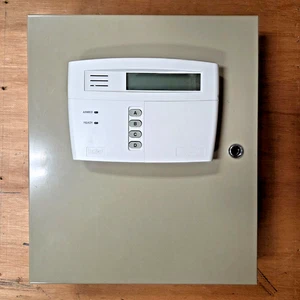 First Alert FA168 Security Enclosure | FA270 Keypad | Inovonics EchoStream - Picture 1 of 7