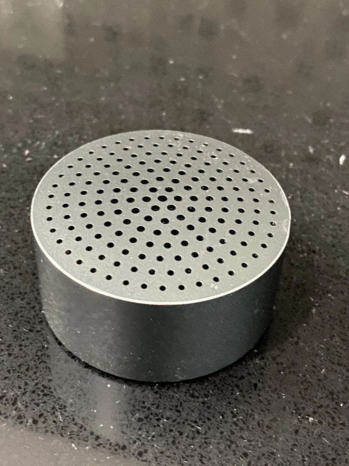 Altavoz inalámbrico Bluetooth Xiaomi Foto 1 de 3
