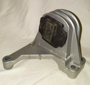 For 99-07 V70 03-07 XC70 03-06 XC90 2.3 2.4 2.5 l5 Upper Engine Mount New 538850 - Picture 1 of 4