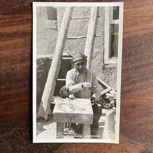 Vintage Zuni Dick Indian Turquoise Worker B&W RPPC Frashers Fotos Post Card - Picture 1 of 3