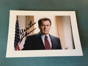 Martin Sheen Veteran Schauspieler HANDSIGNIERT In Person 4x6 Foto mit Echtheitszertifikat - Bild 1 von 3