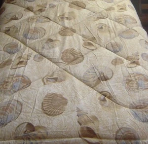 TWIN SIZE BEACH COASTAL SHELLS QUILTED COMFORTER BEDSKIRT 2 SHAMS 4 PIECE SET - Bild 1 von 2