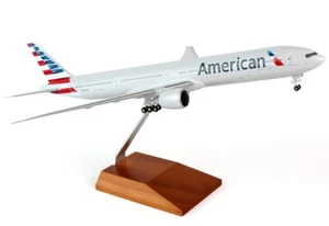 Skymarks SKR5041 American Airlines Boeing 777-300 Desk Top 1/200 Model Airplane - Picture 1 of 4