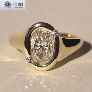 IGI 1.50Ct F VS1 Oval Cut Lab Grown Diamond Three-Stone Ring In 14K Yellow Gold - Picture 1 of 8