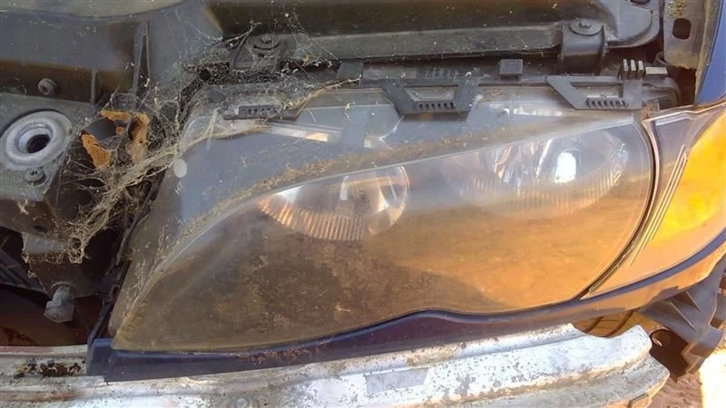 Driver Headlight Sedan Canada Market Without Xenon Fits 02-05 BMW 320I OEM - Image 1 of 4