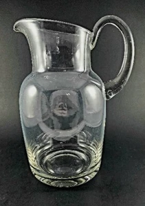 Jarra de agua de vidrio transparente soplada a mano vintage mango aplicado pesado - Imagen 1 de 9