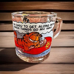 McDonalds Garfield 1978 Odie Canoe Glass Cup Mug Red Jim Davis L@@K Vintage - Picture 1 of 4