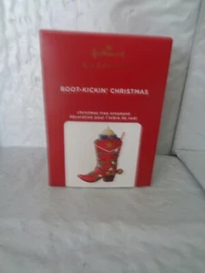 2020 - Hallmark Keepsake - Boot-Kickin' Christmas Ornament - Bild 1 von 1