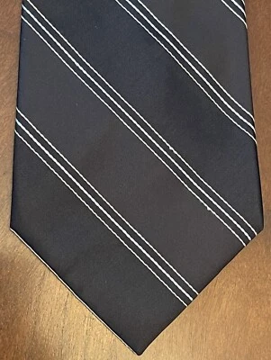 Claiborne Black Blue Hand Made 100% Silk Men’s Neck Tie Made In China - Image 1 of 4