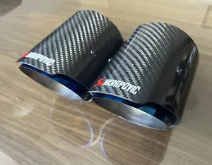 2x 80mm F40/F44 VERBRANNT BLAU KOHLENSTOFFFASER AKRAPOVIC AUSPUFFSPITZEN 4"" BMW M135i 235i - Bild 1 von 4