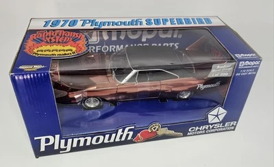 PLYMOUTH SUPERBIRD 1970 CROMO ERTL 1/18 NARANJA QUEMADO UNO DE 200 CON CAJA DE HERRAMIENTAS Foto 1 de 4