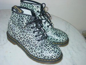 dr martens leopard print