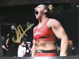 Foto autógrafa firmada a mano de Kayla Harrison 4X6 -- SEXY LUCHADOR UFC Y MEDALLA DE ORO - Imagen 1 de 2
