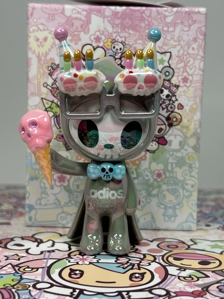 Boneco de vinil Tokidoki 20º aniversário Adios 3” novo com caixa - Imagem 1 de 4