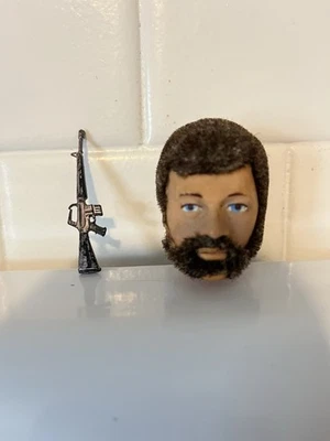 Cabeza y rifle GI Joe vintage años 70. Juguete solo piezas no completo Foto 1 de 3