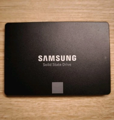 Samsung 250 Go 2,5" SATA III 6G SSD NAND 850 EVO - Photo 1/3