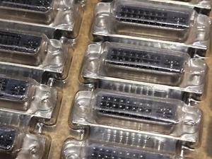 50pcs DVI Receptable 29-pin R/A black Adam Tech DVI-SL-24-2-BK - Picture 1 of 4