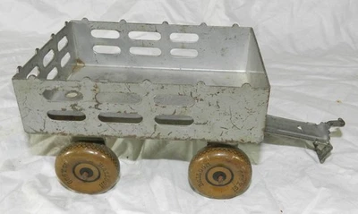 Lote #1 Remolque agrícola de acero prensado Marx de colección con neumáticos de globo litográfico de hojalata Foto 1 de 4