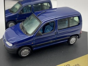 VITESSE Peugeot Partner Break Bleue Copernic 1997 V98119 1:43 Diecast furgoneta - Imagen 1 de 8