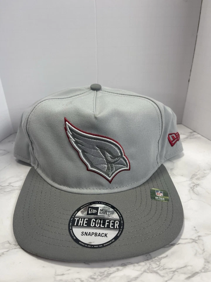 NUEVO CON ETIQUETAS New Era Arizona Cardinals 2024 NFL Campamento de Entrenamiento Golfista Snapback Gorra Gorra Foto 1 de 4