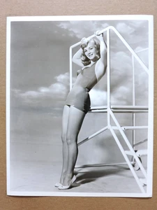 Etchika Choureau original leggy swimsuit pinup portrait photo by Bert Six 1958 3 - Picture 1 of 2