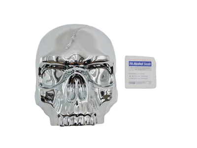 Хромированный чехол-рог с черепом Kuryakyn для Harley-Davidson 2017-2025 годов выпуска - 5730 - Изображение 1 из 4