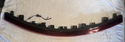 Toyota Prius Prime 2017-2022 montaje alto tercera luz de freno lámpara OEM 81006-47041 Foto 1 de 4