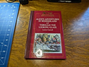 Alice's Adventures & Through the Looking Glass by Lewis Carroll 1989 Reissue - Picture 1 of 4