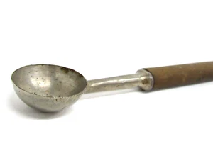 Vintage Antique Melon Baller Spoon Wood Handle Small 7" - Picture 1 of 6
