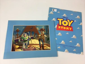 Litografía conmemorativa exclusiva de Toy Story 1996 de la tienda Disney 11x14 con sobre - Imagen 1 de 4
