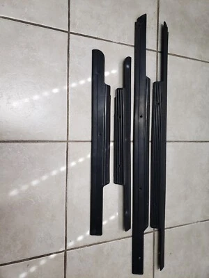 93-96 Cadillac Fleetwood Brougham Door  Sill Plates Used  — 第 1/4 张图片