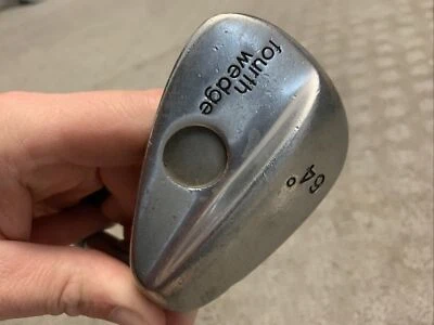 Hi-Lob Fourth Wedge 64*. Graphite  Shaft. RH - Image 1 of 4