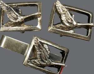 Cuff Links & Tie Clasp Vintage GEESE in FLIGHT Design Cast in Metal VTG IN7149 - Picture 1 of 5