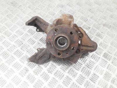 Buje de suspensión trasero izquierdo audi a3 1996 8l 1.8 92kw Foto 1 de 4