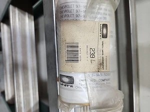 Unity Spotlight Parts - Install Kit - 239 (Drivers Side) See Description Fitment - Bild 1 von 2