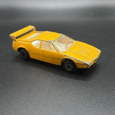 罕见 1/64 比例黄色 Zee 宝马 M1 D85 玩具车 2.75 英寸长收藏品 — 第 1/4 张图片