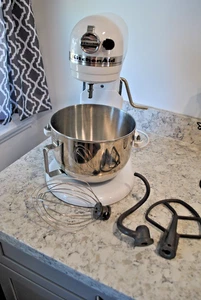 KitchenAid Professional HD KG25H7XWH White Bowl Lift Stand Mixer 10 Speed 5QT - Picture 1 of 10
