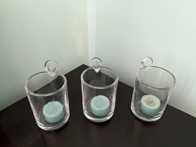 Soportes votivos colgantes de vidrio soplado Pottery Barn Foto 1 de 2