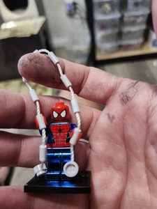 Lego hochwertige Minifigur-Metall Spiderman - Bild 1 von 4