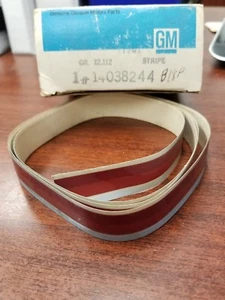 81-82 C3 Corvette NOS Door Accent Stripe Decal NOS GM Red - Bild 1 von 1